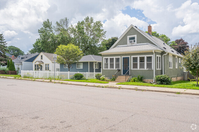 a row of various styled houses in the Marshall Terrace neighborhood.