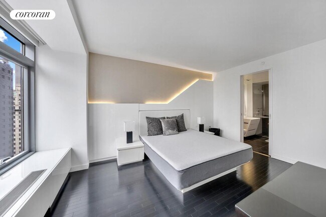 W New York - Downtown-The Residences, New York, NY 10006 - photo 4