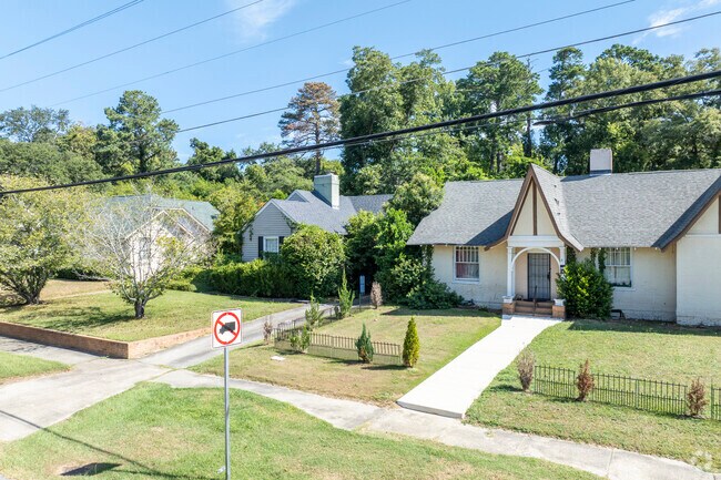 North Highlands Historic District is recognized by the National Register of Historic Places.