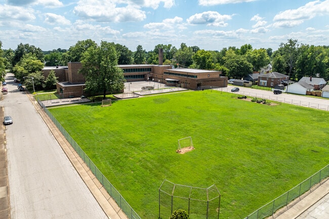 The student population of Dexter Elementary School is 335 and the school serves PK-5.