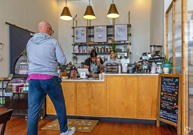 Lamppost Coffee has specialty coffee drinks and pastries.