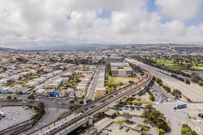 That I-280 highway is a major vein of transportation for Bay Area locals.