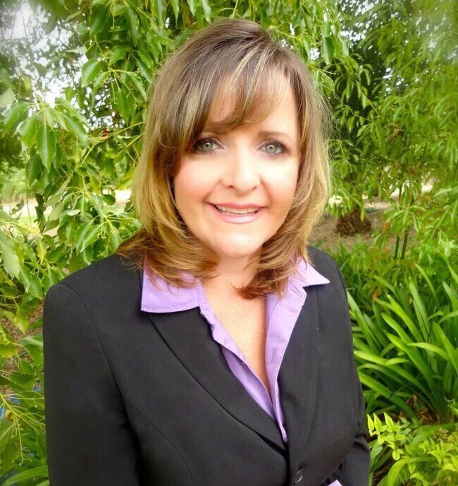 Joanne Santaella