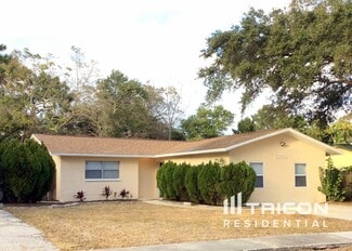 2280 Winchester Dr, Dunedin, FL 34698