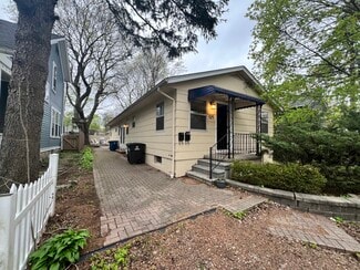 524 S 7th St Unit 2, Ann Arbor, MI 48103
