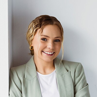 Agent Photo