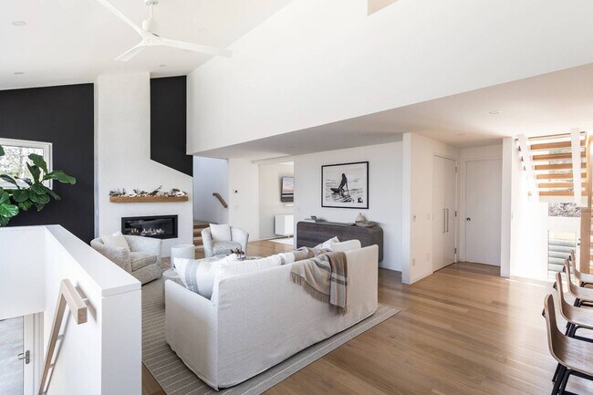 32 Island View Dr W, Sag Harbor, NY 11963 - photo 7