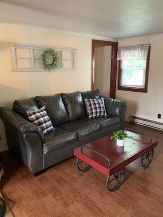 24 Standish St Unit 25-26 College Housing, Plattsburgh, NY 12901