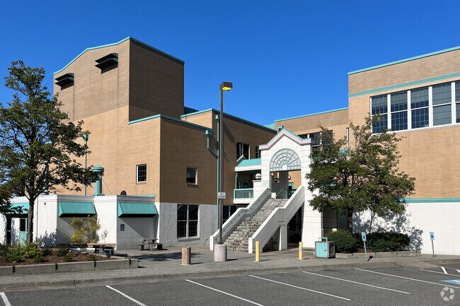 Sequoia High School. Port Gardner.