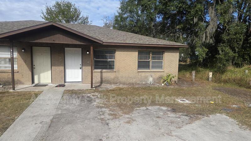 2936-2938 8 Iron Dr, Lakeland, FL 33801 - photo 1
