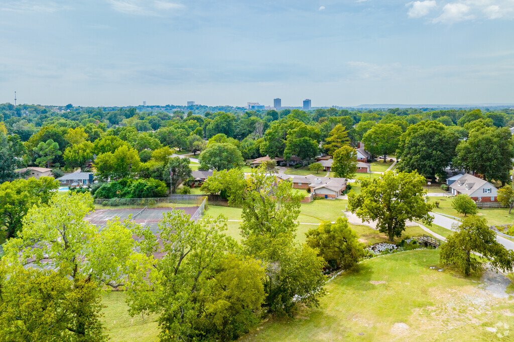 The tennis and greenspace next to Grisholm elementary offers students a place to exercise.