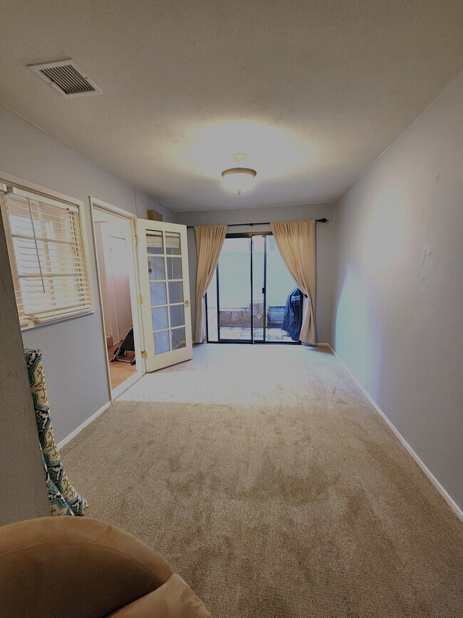 5322 Colodny Dr, Agoura Hills, CA 91301 - photo 3
