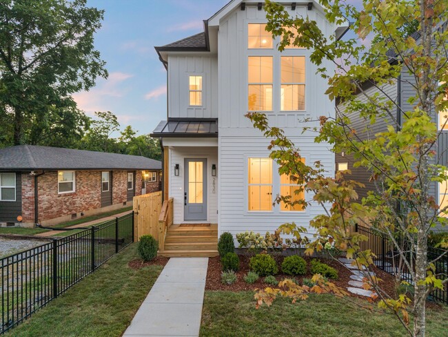 2830 Clifton Ave, Nashville, TN 37209 - photo 4