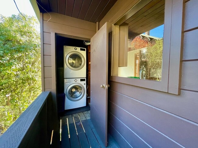 Washer & Dryer