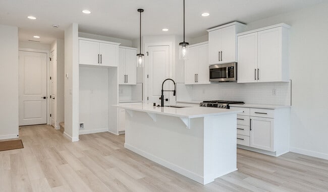 846 NW 178th Way, Ridgefield, WA 98642 - photo 3