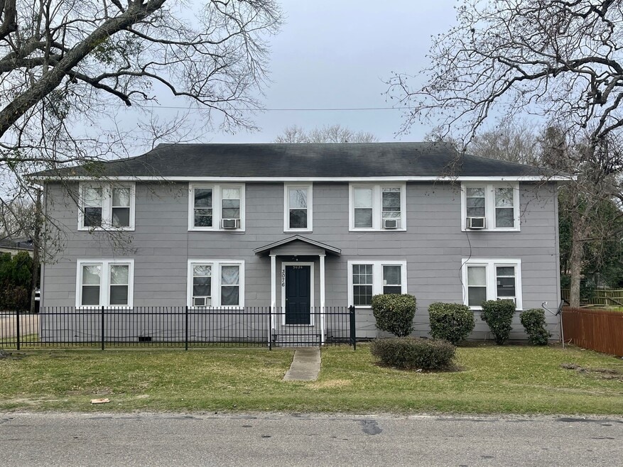 3076 Nicholson Dr unit C, Baton Rouge, LA 70802 - photo 1