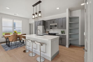 7401 Sun Chase Pkwy, Del Valle, TX 78617