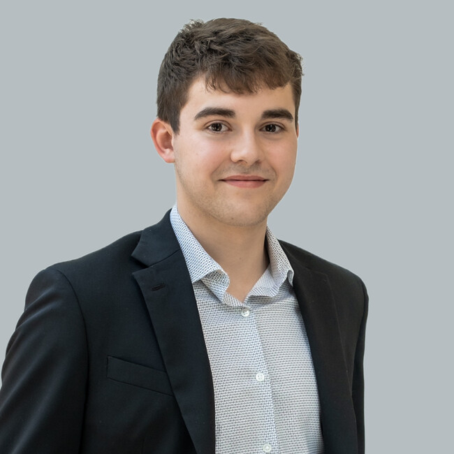 Agent Photo