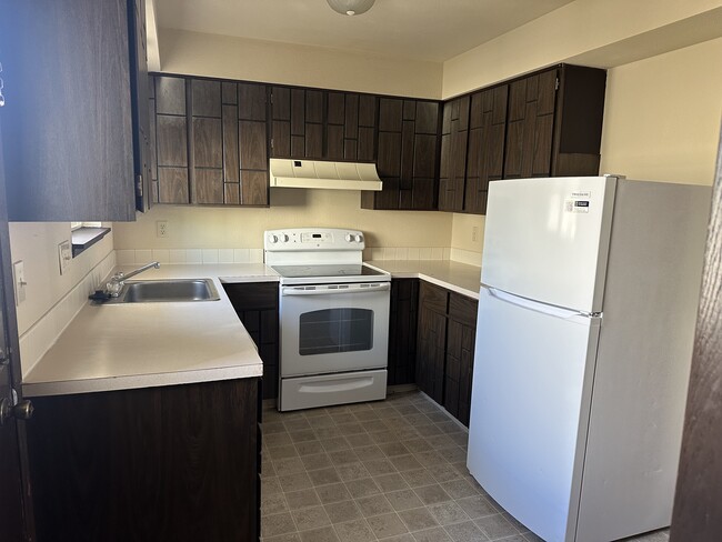 El Dorado Townhouses, Richland, WA 99354 - photo 5