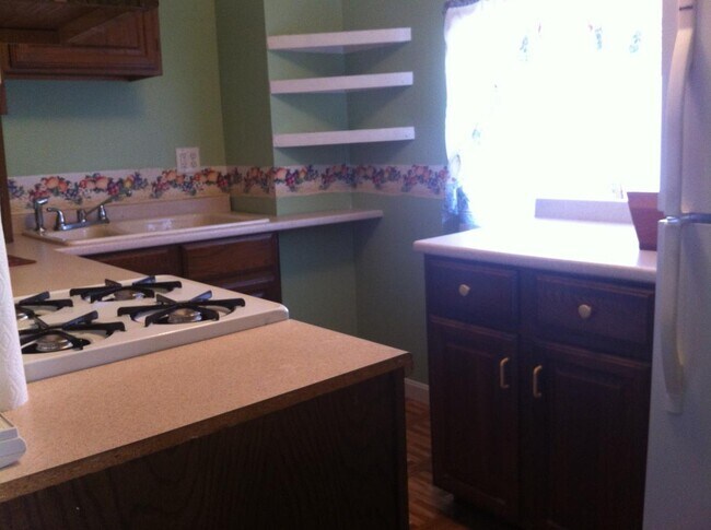 246 Shaw St unit A, Braintree, MA 02184 - photo 7