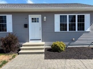 71 Carlton St Unit 71 Carlton St, Cranston, RI 02910