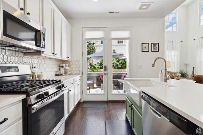 10606 S Redknife Dr, South Jordan, UT 84009 - photo 5