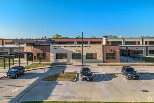 Jacinto City Elementary School is an above average school in the Jacinto City neighborhood.