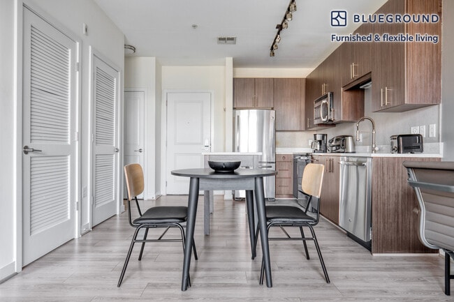 731 Seaton Ave unit FL4-ID604, Alexandria, VA 22305 - photo 6