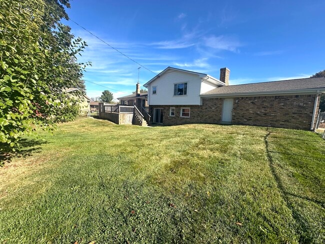 1573 Wagon Wheel Ln, Grand Blanc, MI 48439 - photo 4