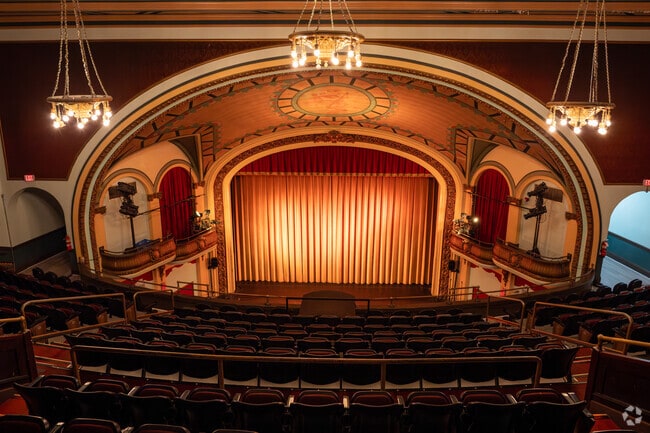 The Somerville Theatre in Davis Square offers balcony seating for live performances.