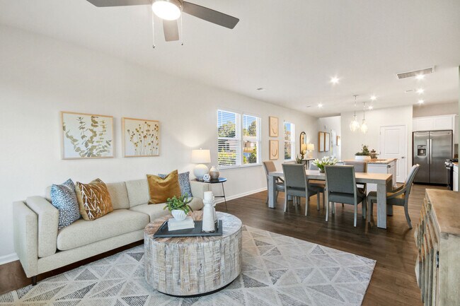 146 Gervais Cir, Greenville, SC 29607 - photo 4