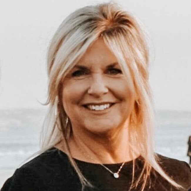 Lisa Davenport