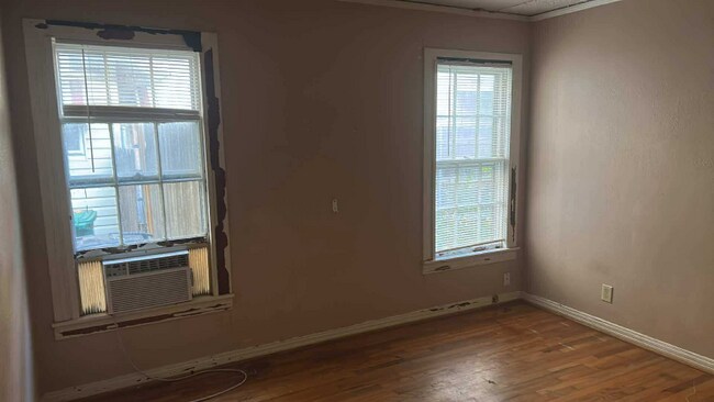 2714 Scott Ave, Fort Worth, TX 76103 - photo 7