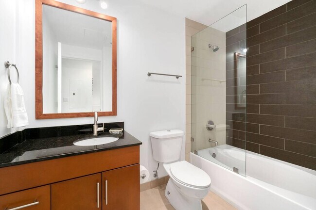 801 15th St unit ID1013119P, Denver, CO 80202 - photo 2