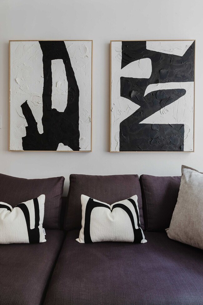 323 E 51st St unit ID1023419P, New York, NY 10022 - photo 3