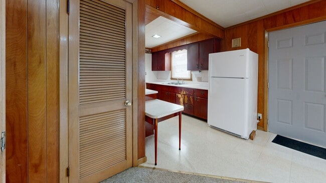 1004 Keller Dr, New Haven, IN 46774 - photo 3