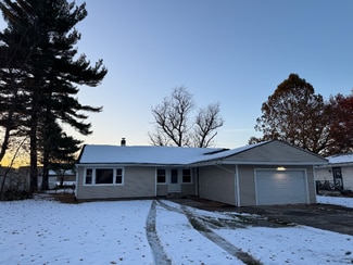 7020 Delaware St, Merrillville, IN 46410