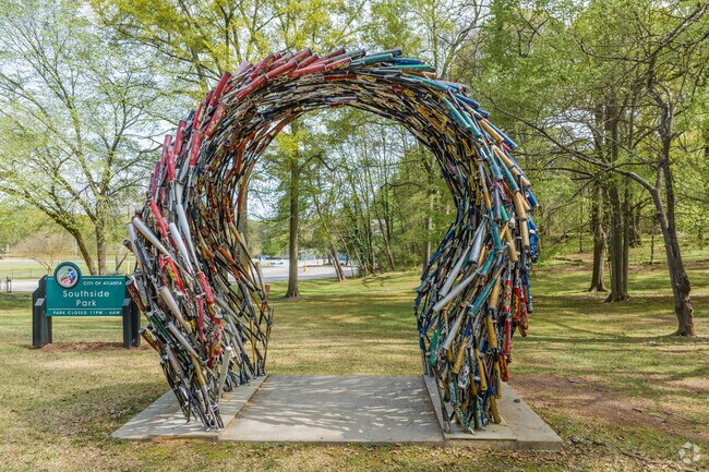 You'll find a sculpture made of baseball bats at the entrance of Southside Park.