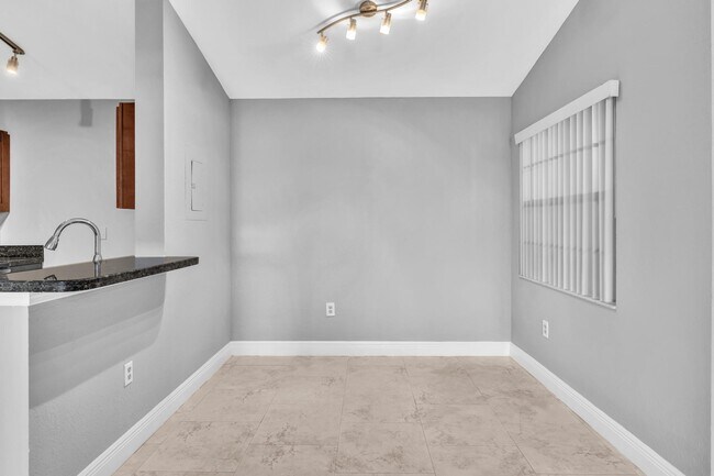 2881 N Oakland Forest Dr unit 110, Oakland Park, FL 33309 - photo 7