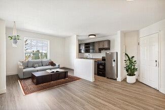 3699 S Monaco Pkwy, Denver, CO 80237