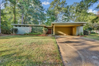 5365 Jamaica Dr, Jackson, MS 39211