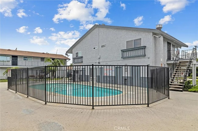 2890 E Artesia Blvd unit 33, Long Beach, CA 90805 - photo 2