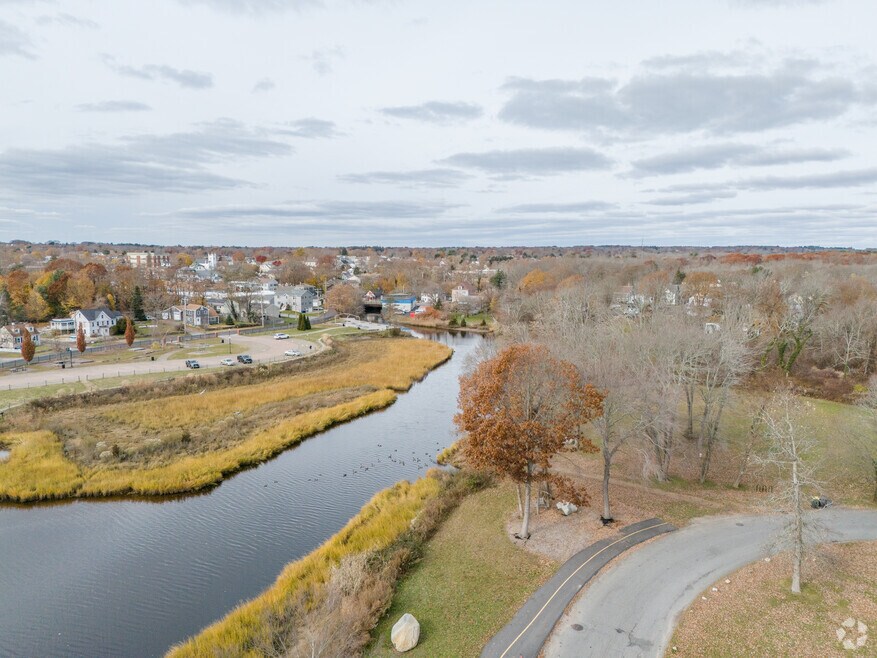 Neighborhood_AchusnetPineHill529051_NewLogo_021924