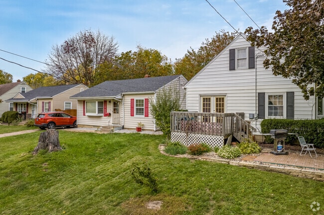 Residents of Willard-Wharton enjoy a quiet neighborhood.