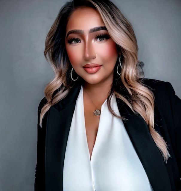Agent Photo