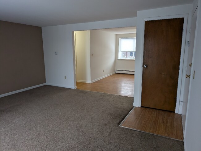 110 Losson Rd unit 15-02, Cheektowaga, NY 14227 - photo 4