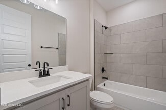 13624 Broadmore Ln, Olive Branch, MS 38654