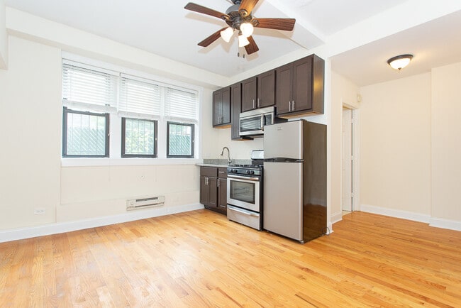 4738 N Hermitage Ave unit J03P, Chicago, IL 60640 - photo 3