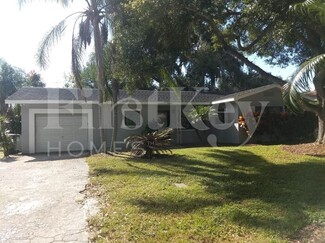 3342 Honeysuckle Rd, Largo, FL 33770