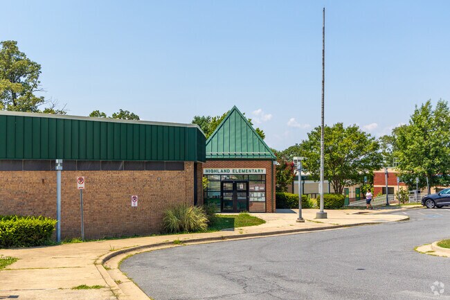 Highland Elementary School